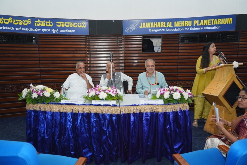 28aa4923-338f-4ac5-a998-bfd5a86b464b