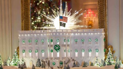 ವೈಟ್ ಹೌಸ್‌ನಲ್ಲಿ ಕ್ರಿಸ್ಮಸ್‌ ಸಂಭ್ರಮದ ಝಳಕು!