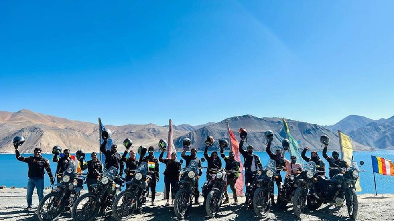 Bike ride in group