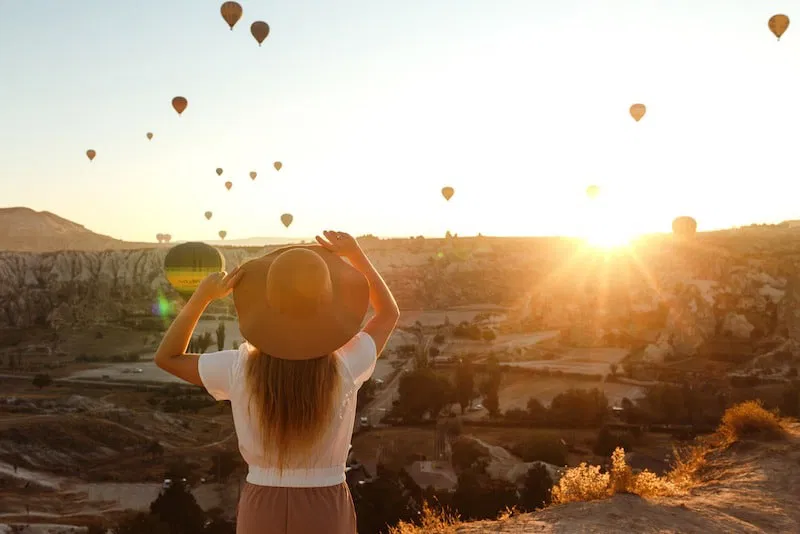 Cappadocia_Back-Girl_Turkey_Depositphotos_315190032_s-2019