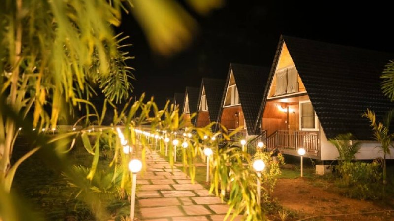 Cottages at Manomaya