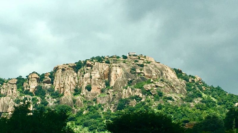 Haddinakallu hanumantaraya hill