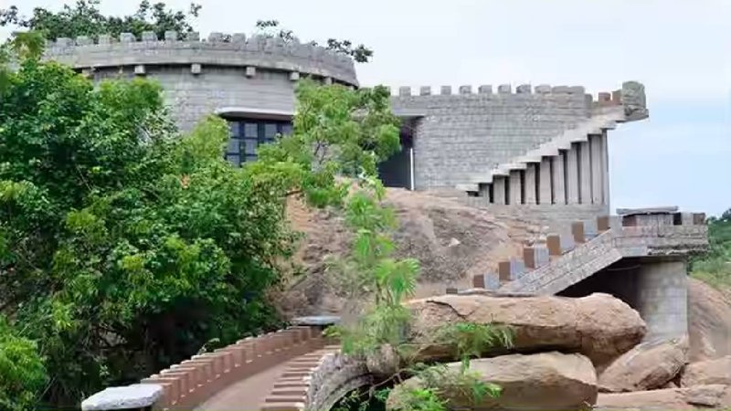 Hampi boulders resort