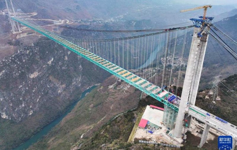 Huajiang Grand Canyon Bridge 1