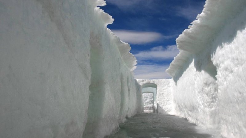 Ice hotel