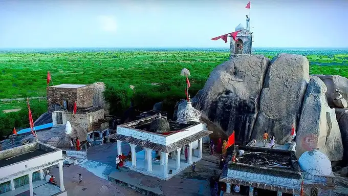 Khejarla fort