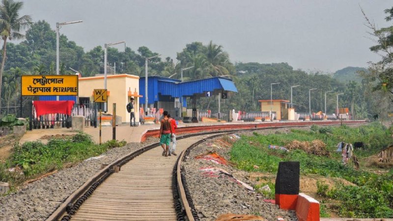 Petrapol railway station