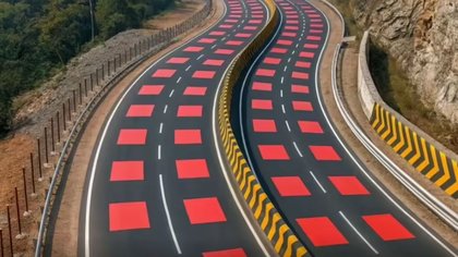 ರಾಷ್ಟ್ರೀಯ ಹೆದ್ದಾರಿ 45ರಲ್ಲಿ ಕೆಂಪು ರಸ್ತೆ