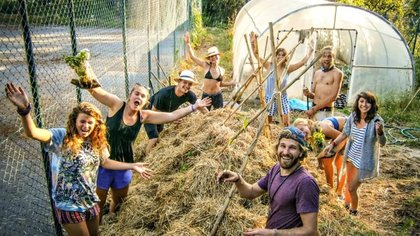 ಪ್ರವಾಸಿಯಾಗಿ ಹೋಗಿ ರೈತರಾಗಿ ಬನ್ನಿ!