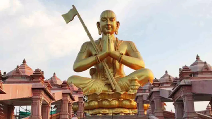 ವಿಶಿಷ್ಟಾದ್ವೈತ ಪ್ರತಿಪಾದಕರ ವಿಶ್ವವಿಖ್ಯಾತ ಪ್ರತಿಮೆ