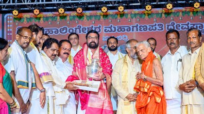 ಬ್ರಹ್ಮಕಲಶೋತ್ಸವದ ಸಂಭ್ರಮದಲ್ಲಿ ಮಿಂದೆದ್ದ ಭಕ್ತಾದಿಗಳು