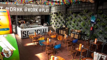 ಇನ್ನೊಂದು ಕ್ರೀಡಾಂಗಣ ಮಾಡಿದ ಸೋಷಿಯಲ್