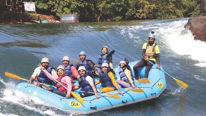 ಬಂದರೆ ಈಜು ಬರದಿದ್ದರೆ ಮೋಜು
