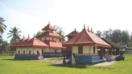 ವಯನಾಡಿನ ಮಡಿಲಲ್ಲಿ ಲವಕುಶರ ಜತೆಗಿರುವ ಸೀತೆ