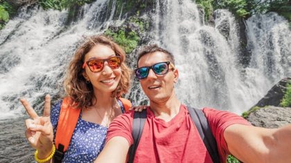 ಖುಷಿಯಾಗಿ ಹೋಗಿ ಕ್ಷೇಮವಾಗಿ ಬನ್ನಿ!