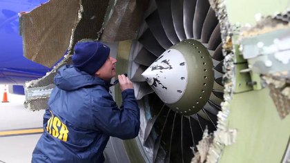 ವಿಮಾನದ ಹಿಂಭಾಗ ನೆಲಕ್ಕಪ್ಪಳಿಸಿದರೆ ?