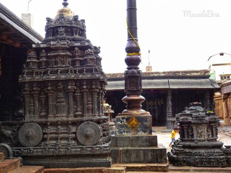 Chintala Venkataramana Swamy of Tadipatri stone chariot