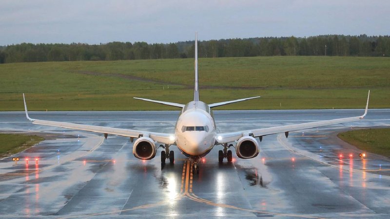 flight landing 2