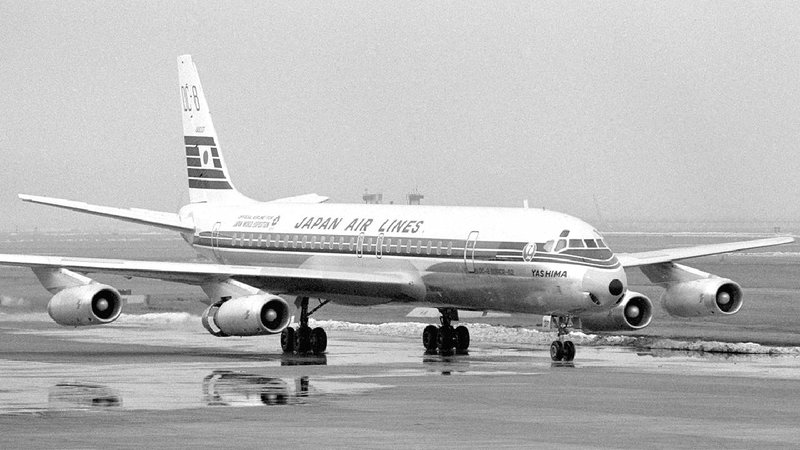 japan air lines 2