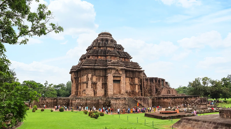 konark-sun-temple-orissa-india-unesco-heritage-site