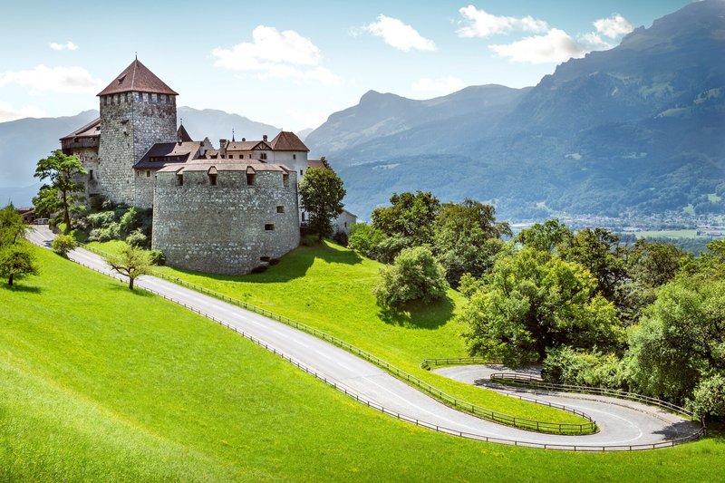 large-medieval-castle-in-vaduz-liechtenstein-637326370