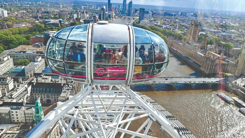 london eye capsule