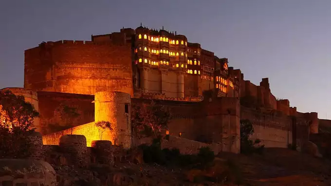 mehragand fort