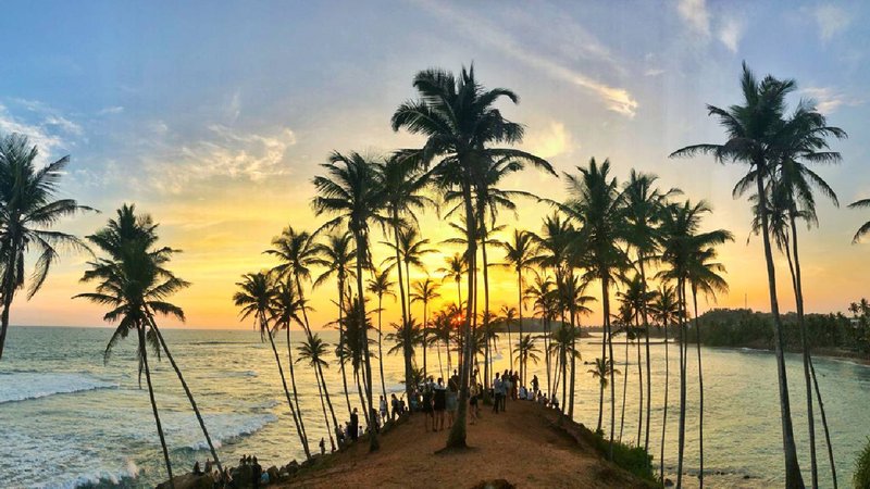 mirissa beach