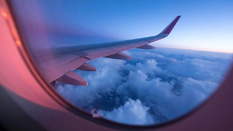 plane window 1