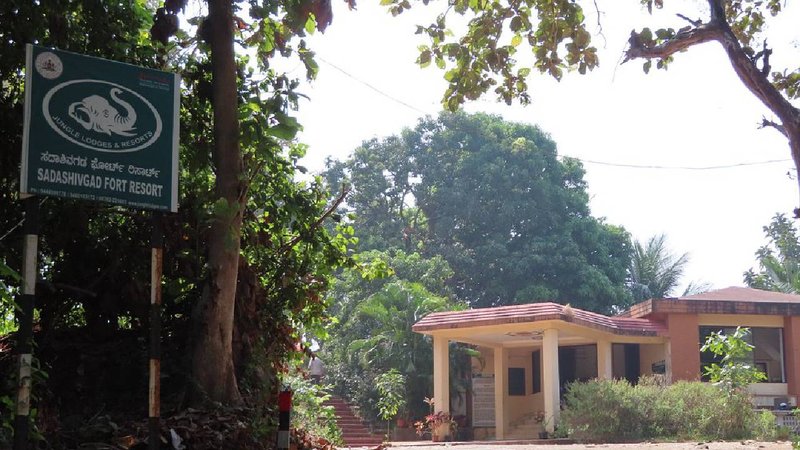sadashivgad resort  3