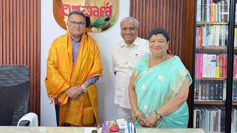 vijaya sankeshwara visit to vishwavani