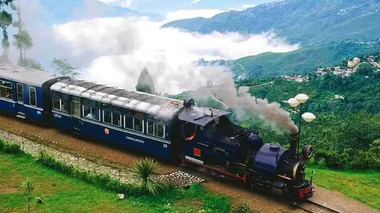 ಡಾರ್ಜಿಲಿಂಗ್ ಹಿಮಾಲಯನ್ ರೈಲ್ವೆ: ಆದಾಯ ಮತ್ತು ಪ್ರವಾಸೋದ್ಯಮದಲ್ಲಿ ಗಣನೀಯ ಬೆಳವಣಿಗೆ