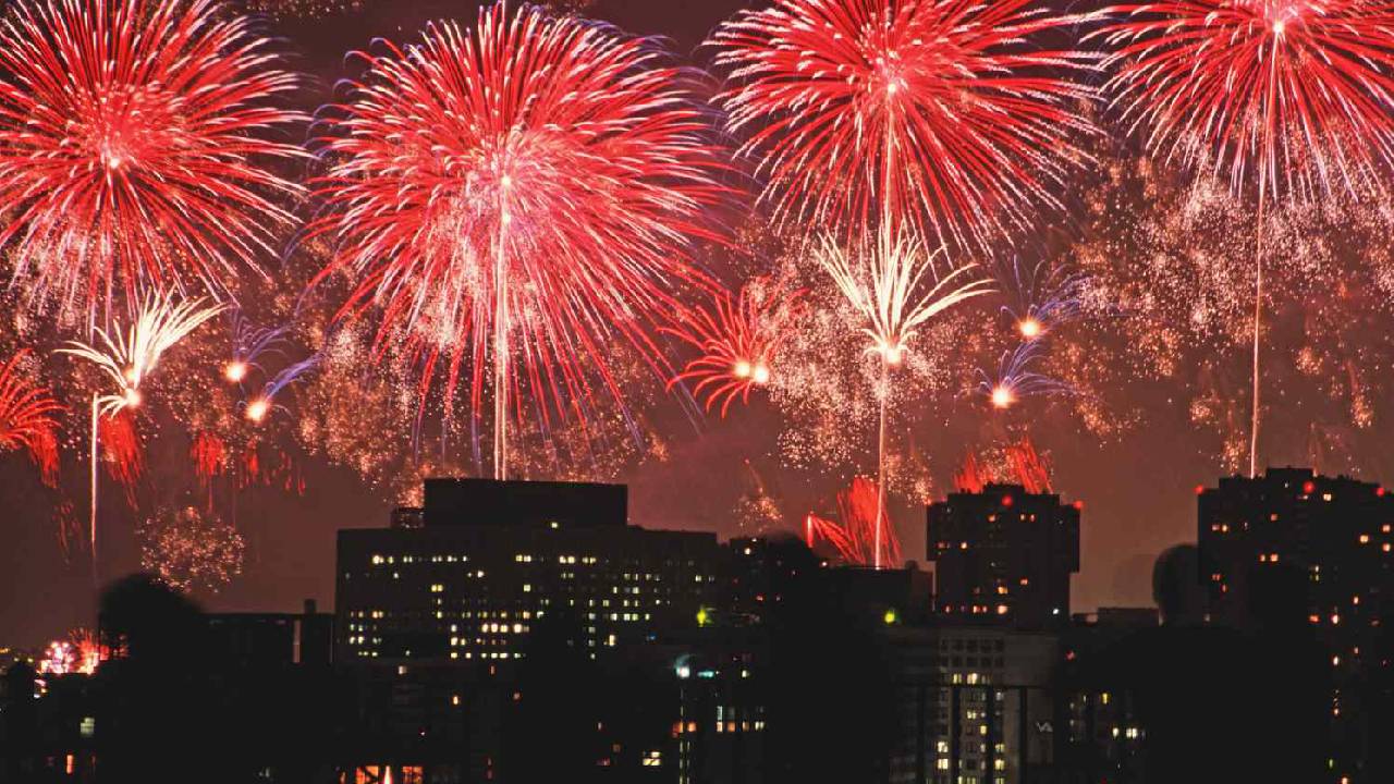 ಪಟಾಕಿ ಹೊಡೆಯುವುದು ಭಾರತಕ್ಕೆ ಮಾತ್ರ ಸೀಮಿತವಲ್ಲ !