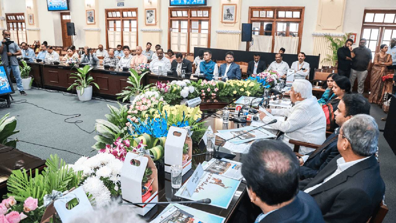 ಟೂರಿಸ್ಟ್‌ ಗೈಡ್‌ಗಳಿಗೆ ಲೈಸನ್ಸ್‌ ಕಡ್ಡಾಯ