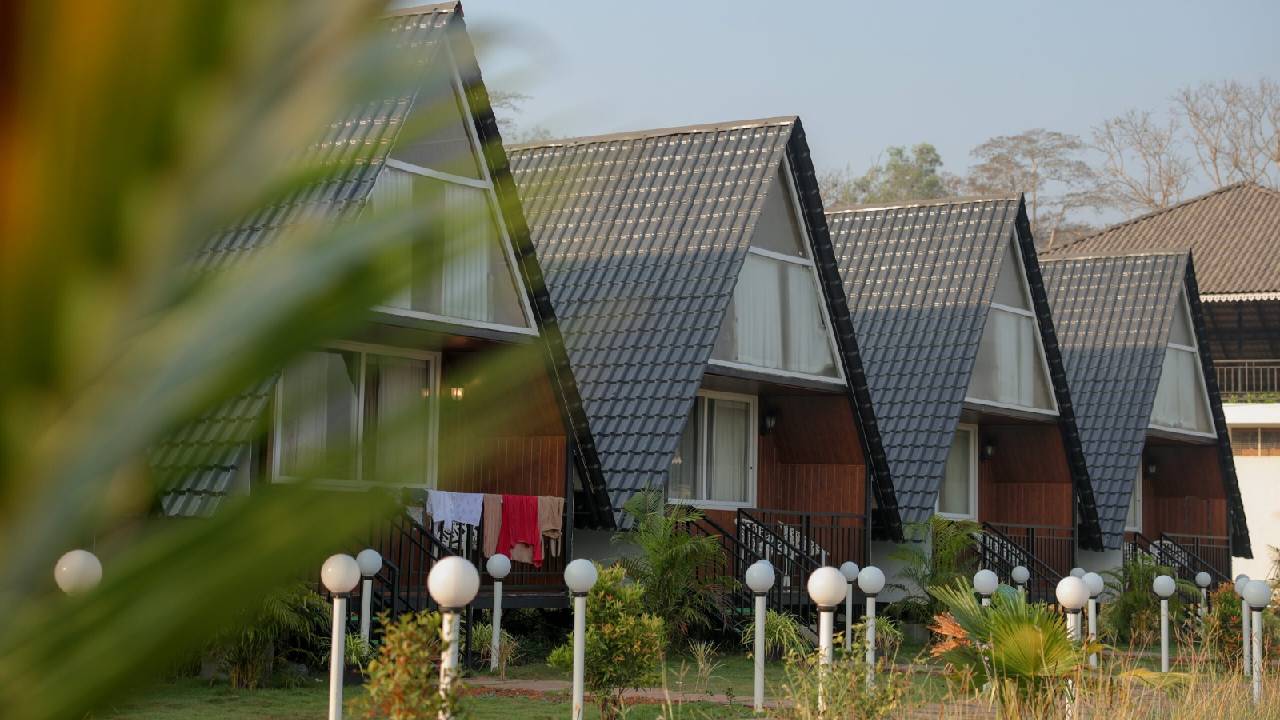 ಆನಂದಮಯ ಈ  ಮನೋಮಯ...