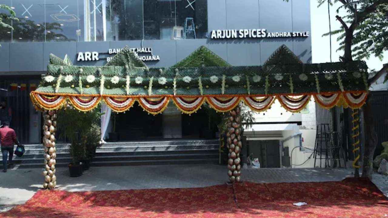 ಎಆರ್‌ಆರ್‌ ಗ್ರಾಂಡ್‌ನಲ್ಲಿ ಭರ್ಜರಿ ಭೋಜನ