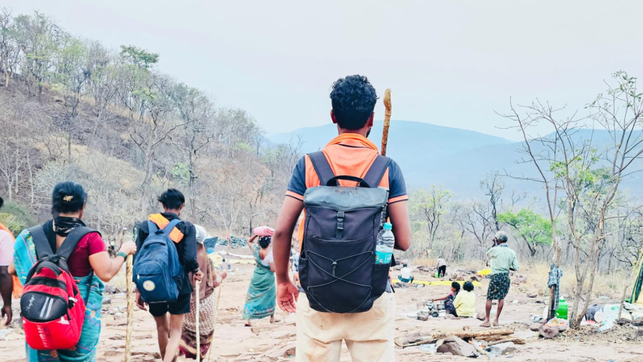 ಶಿವನೊಲಿದರೆ ಕೊರಡು ಕೊನರುವುದಯ್ಯ