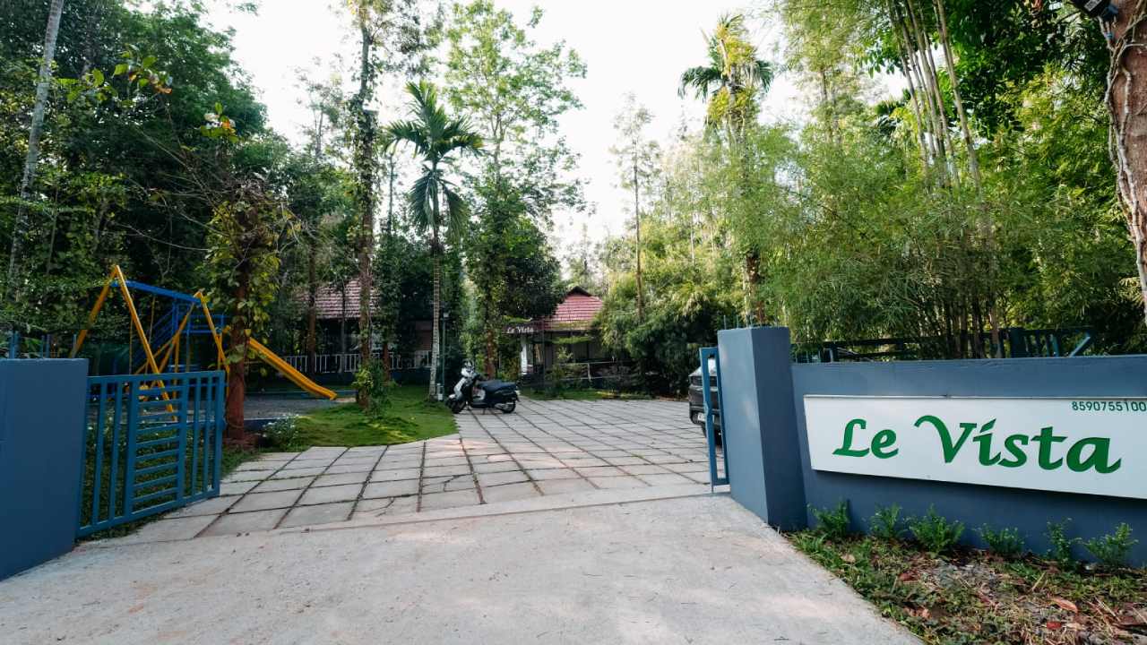 ದೇವರ ನಾಡಿನಲ್ಲೊಂದು ಸ್ವರ್ಗದಂಥ ರೆಸಾರ್ಟ್‌