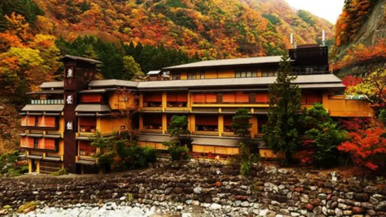 ಓಬಿರಾಯನ ಕಾಲದ ಹೊಟೇಲ್!