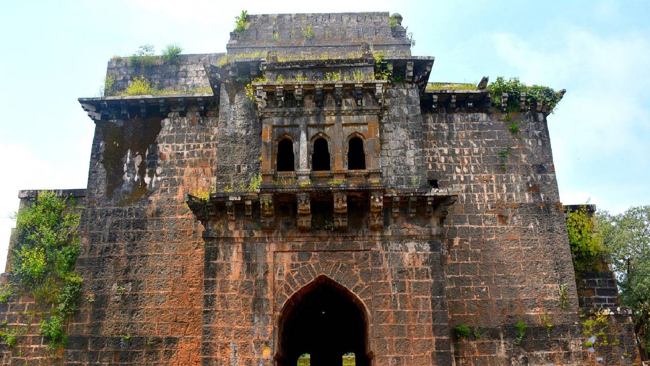 ಛತ್ರಪತಿಯ ಉಳಿಸಿದ ಪನ್ಹಾಲಾ ಕೋಟೆ