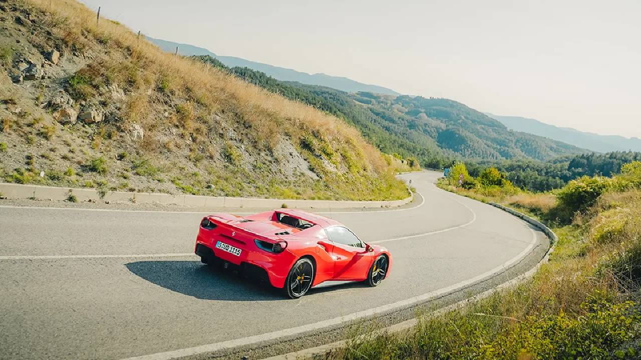 ಸಿಕ್ಕಿಂ ನಲ್ಲಿ ಸೂಪರ್‌ ಕಾರ್‌ ರ‍್ಯಾಲಿ...!