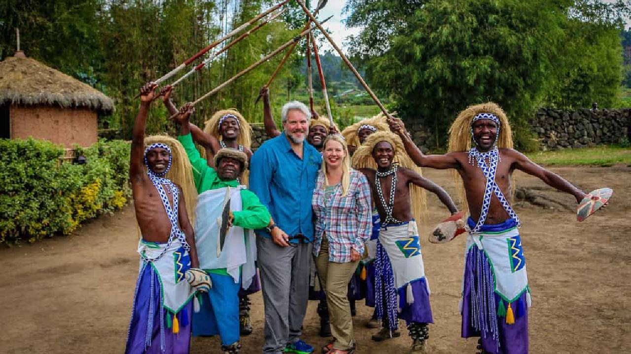 ಇದೇನು ಸಭ್ಯತೆ? ಇದೇನು ಸಂಸ್ಕೃತಿ?