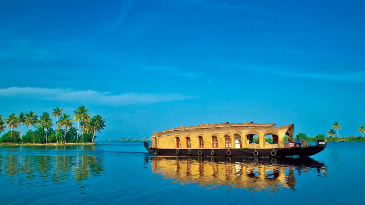 ಟೂರಿಸಂನಲ್ಲಿ ನಮಗಿಂತ 15 ವರ್ಷ ಮುಂದಿರುವ ಕೇರಳದಿಂದ ಕಲಿಯುವುದೇನು?