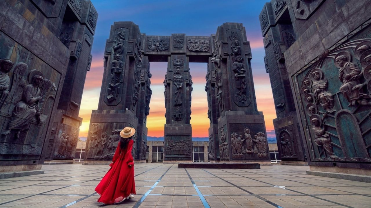 'ವೈರಲ್ ಸಂಸ್ಕೃತಿ'ಯಲ್ಲಿ ನಲುಗುತ್ತಿರುವ ಪ್ರವಾಸೋದ್ಯಮ ತಾಣಗಳು