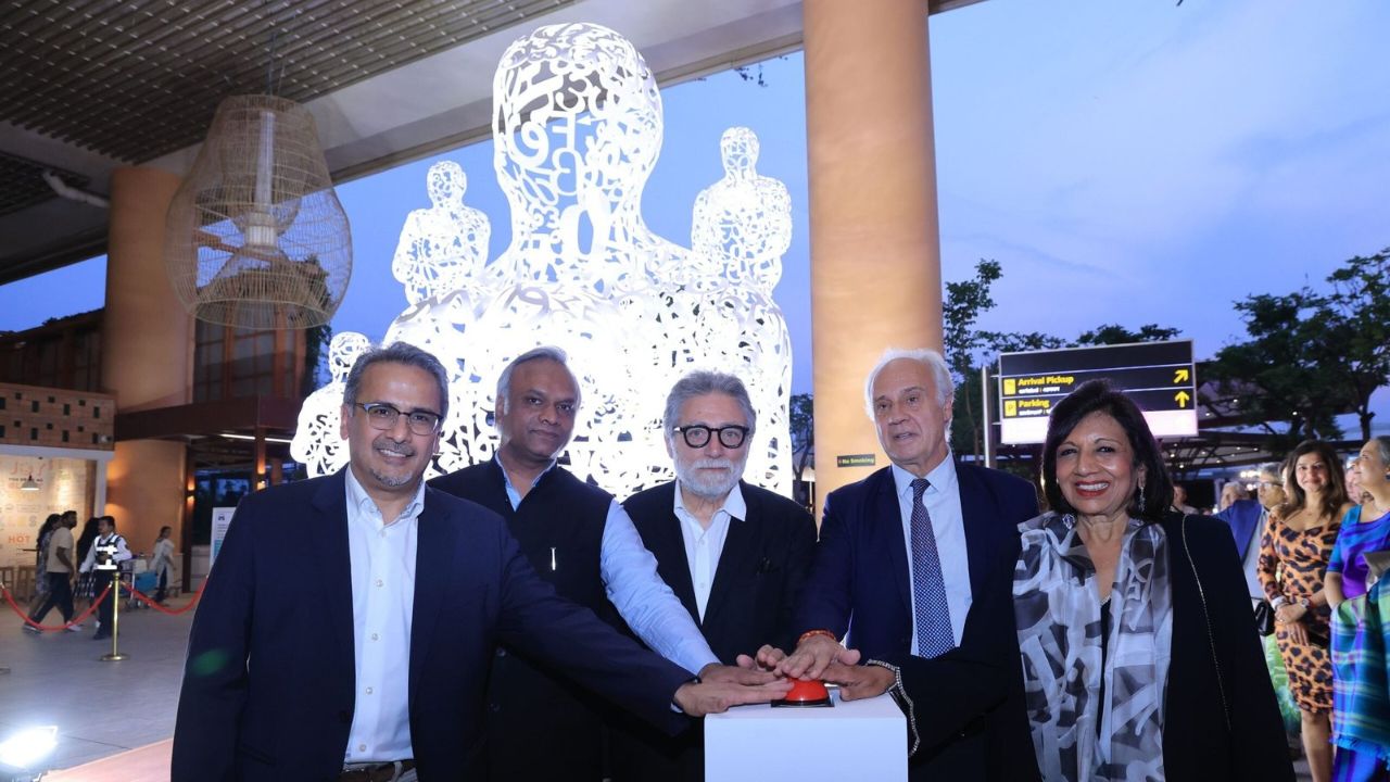 ಕೆಂಪೇಗೌಡ ಅಂತಾರಾಷ್ಟ್ರೀಯ ವಿಮಾನ ನಿಲ್ದಾಣದಲ್ಲಿ ‘ಬೆಂಗಳೂರಿನ ಆತ್ಮ' ಶಿಲ್ಪ ಅನಾವರಣ