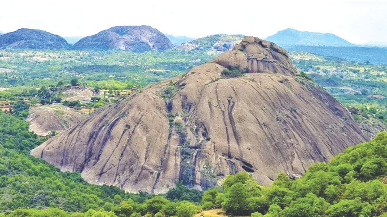 ಕಥೆಗಳನ್ನೇ ಉಸಿರಾಡುವ ʼಶೋಲೆʼ ಬೆಟ್ಟ