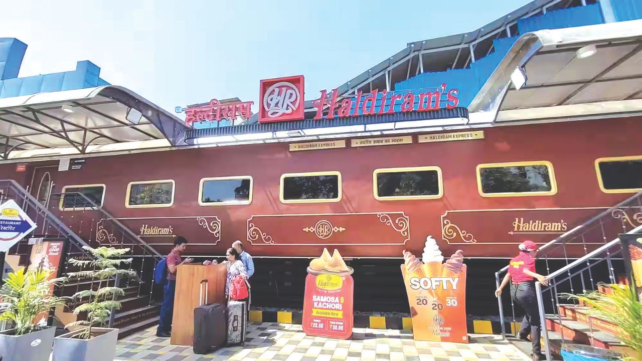 ರೈಲೂಟ ರೆಡಿ..!