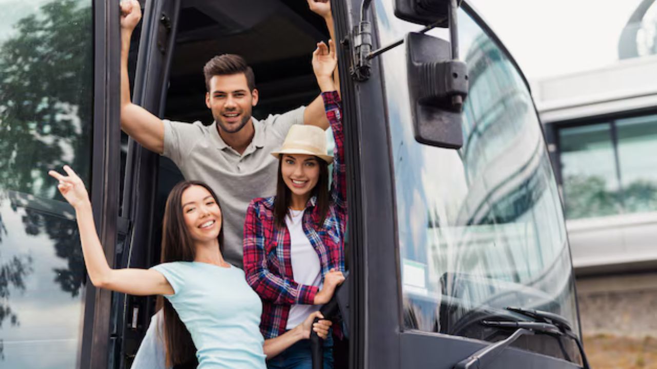 ಯೂಟ್ಯೂಬ್ ಪ್ರವಾಸಿಗರಿಗೆ ಜೈ!