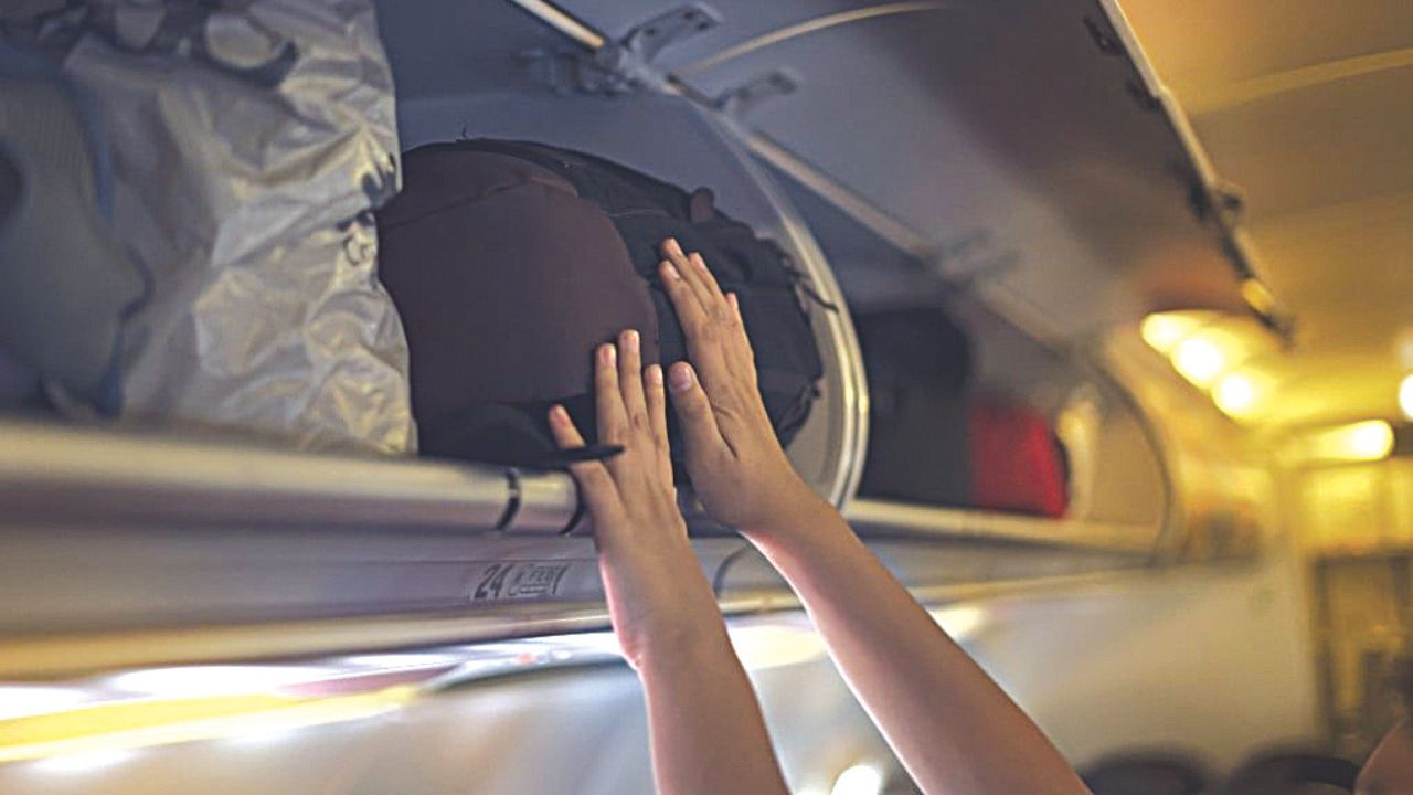 ಎಚ್ಚರಿಕೆ! ವಿಮಾನದೊಳಗೂ ಕಳ್ಳರಿದ್ದಾರೆ