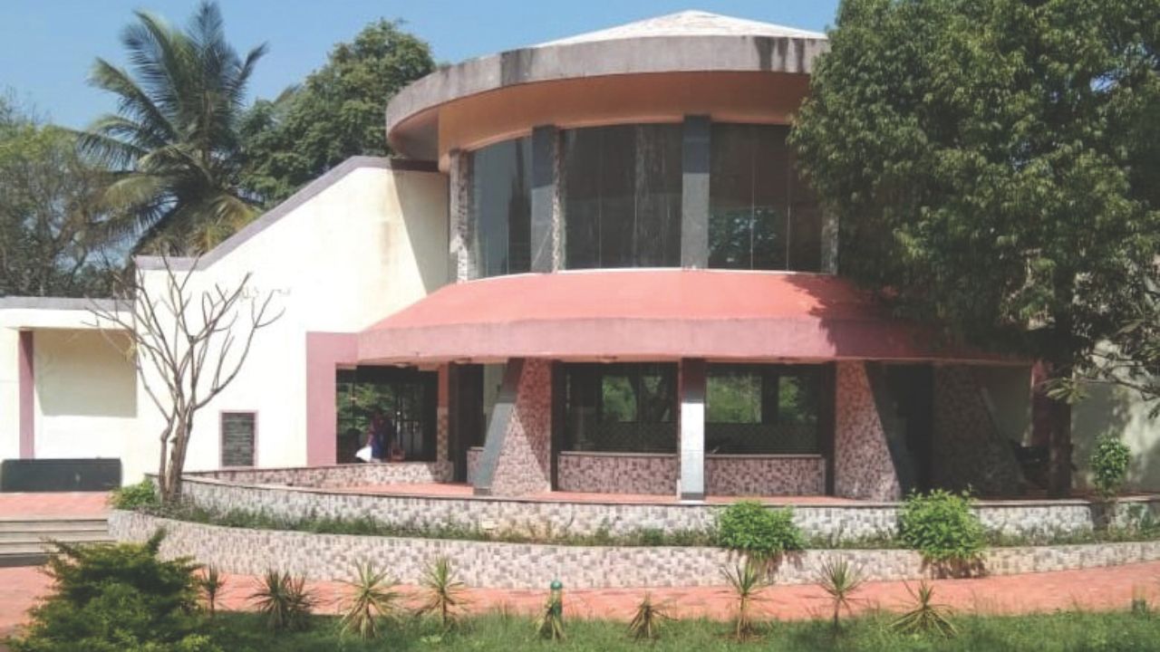 ಗತ ಸಾಹಸ ಸಾರುತಿರುವ ಶಾಸನಗಳ ಸಾಲಿನಲ್ಲಿ…